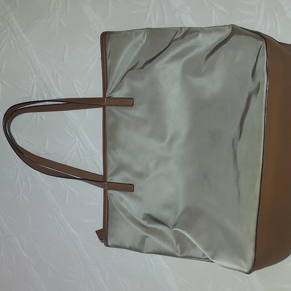 Michael Kors Kempton North/South Tote Bag - Picture 4 of 13